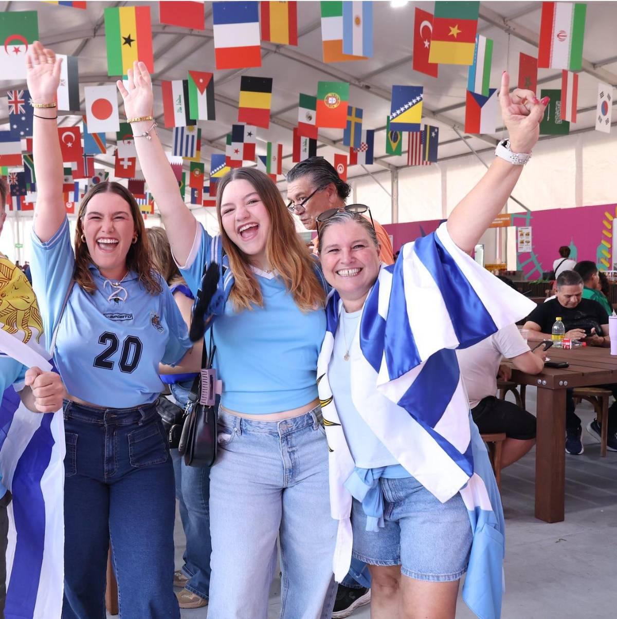 ¡Ganadoras! Hermosas aficionadas sobresalieron hoy en el Mundial 2026