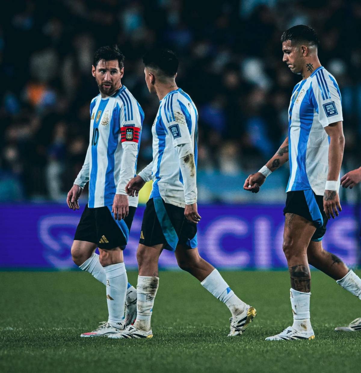 La acción que toda Colombia reclama, la bronca de Messi con James y el gesto de Neymar; Ancelotti fue sorprendido