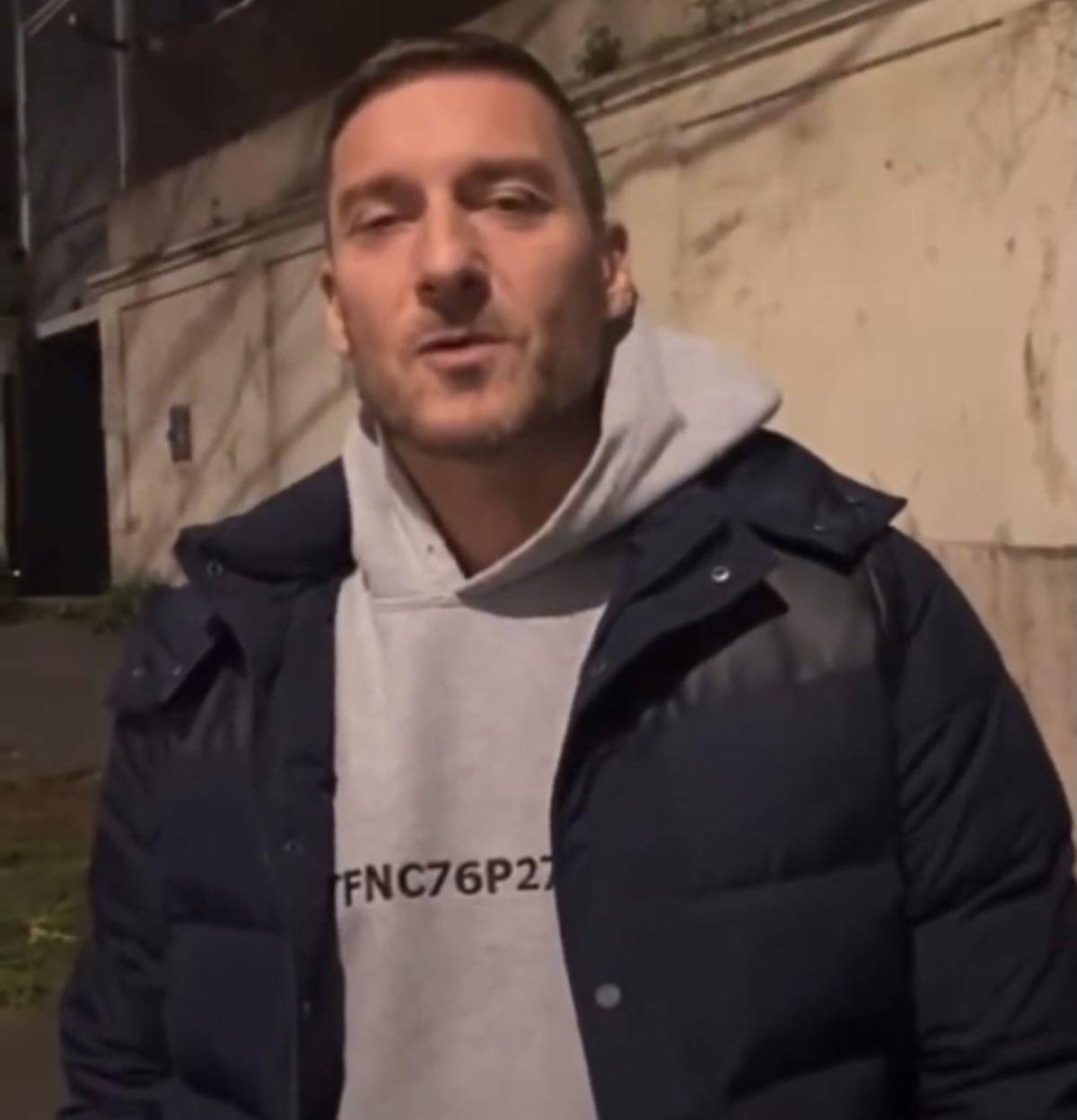 Destapan infidelidad de Francesco Totti con una economista de 33 años: Así reaccionó el ex futbolista de la Roma