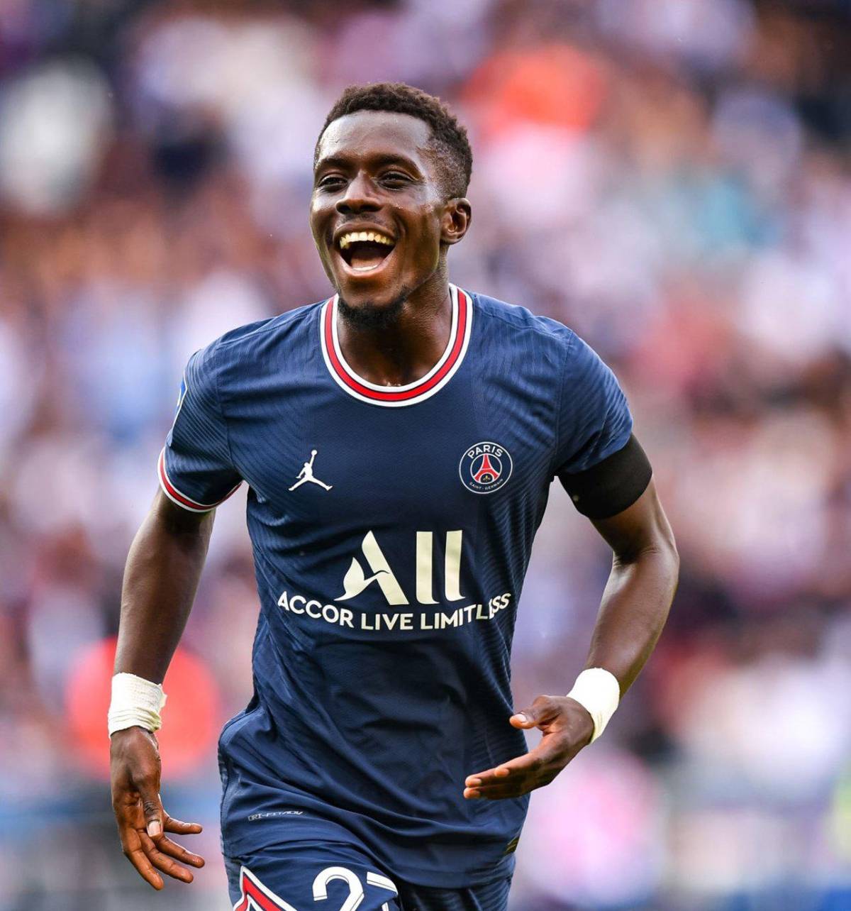 Mercado: El nuevo fichaje del Real Madrid, cierran la puerta a Keylor Navas y Messi es noticia; Barcelona tiene baja oficial