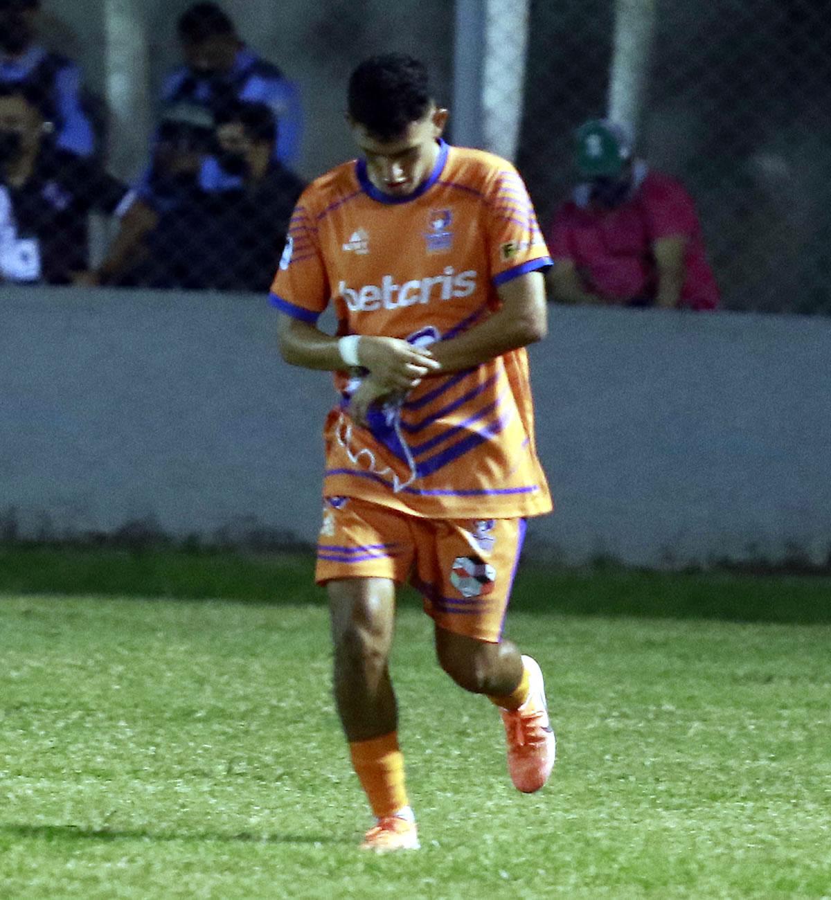 Fichajes: Asiático sorprende en Honduras, Buba López es noticia en el extranjero y la baja de Motagua que firmó en el exterior