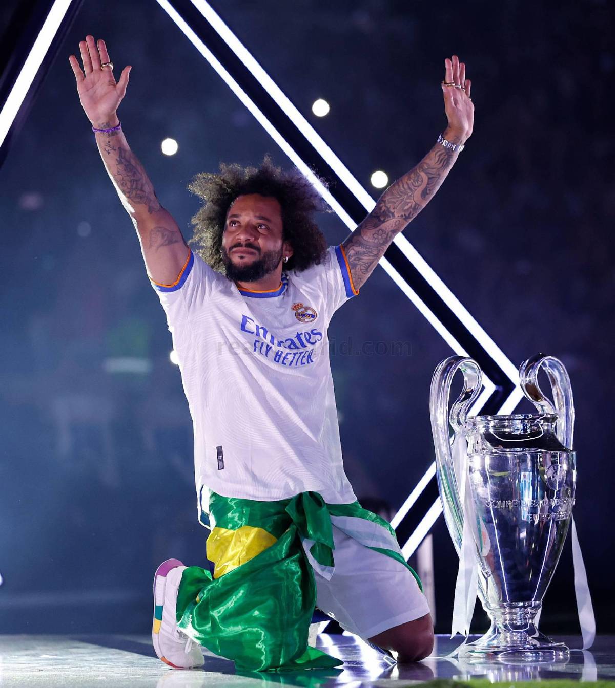 Las otras imágenes del festejo del Real Madrid: Homenaje brutal a Marcelo e Isco y la sorpresa que se llevó Bale
