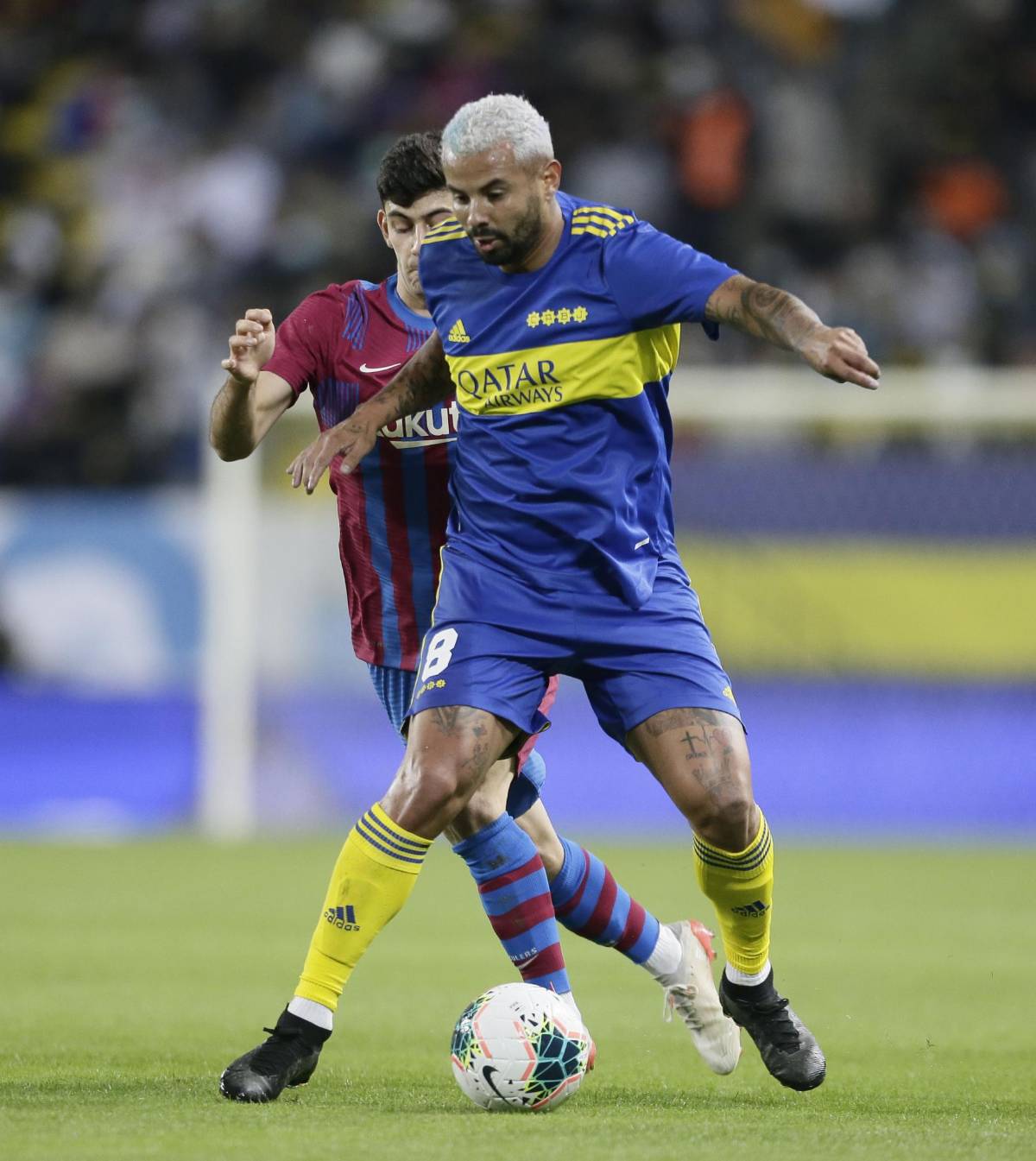 NO SE VIO EN TV: El enfado de Dani Alves en su debut, la imagen de Coutinho que recordó a Maradona y el festejo de Boca Juniors