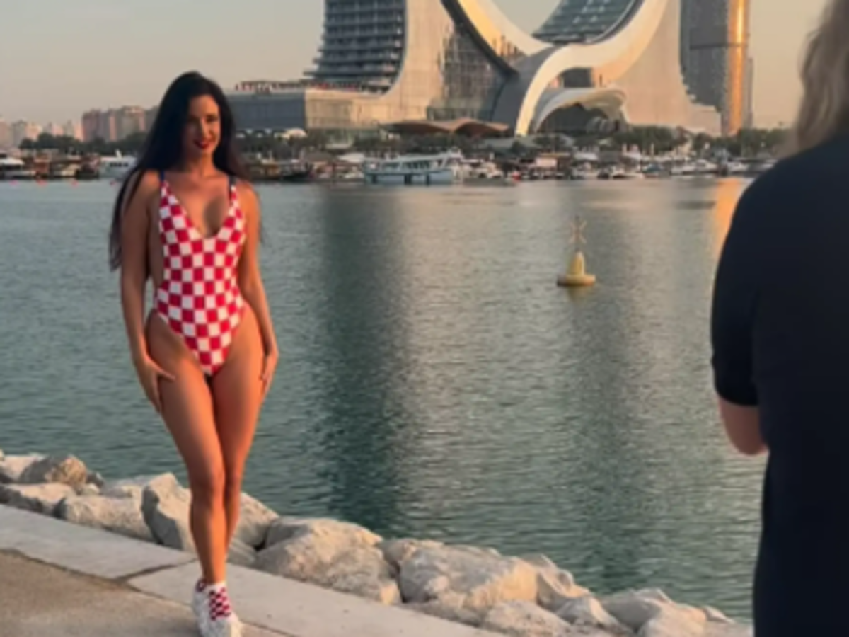 Así es la infartante modelo croata que desafía las normas de Qatar en el Mundial: ‘‘Esto es un desastre’’