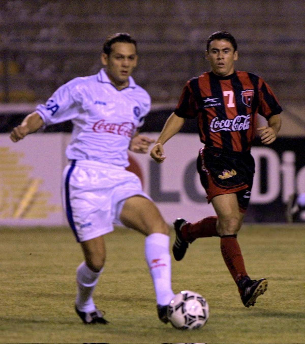 Tres alcanzaron puestos de leyenda: así quedó la nueva lista de jugadores con más títulos en Olimpia tras ganar la ‘36’