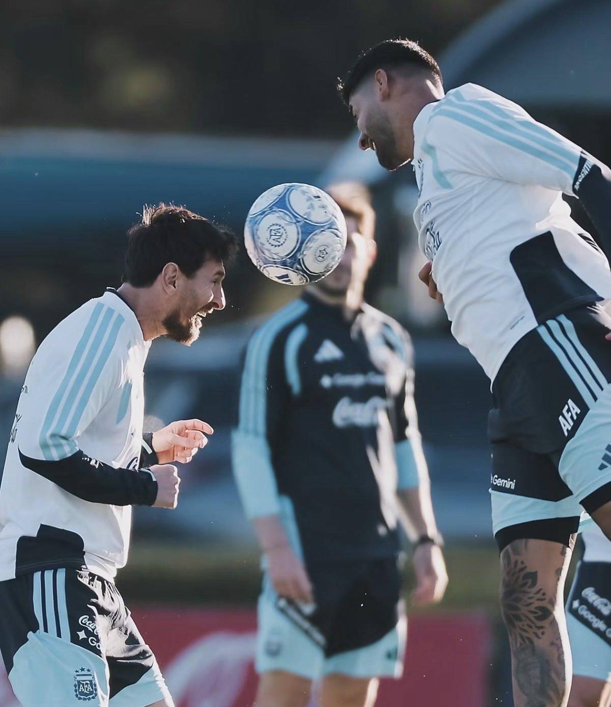 Messi entrenó por última vez con Argentina: dos invitados especiales
