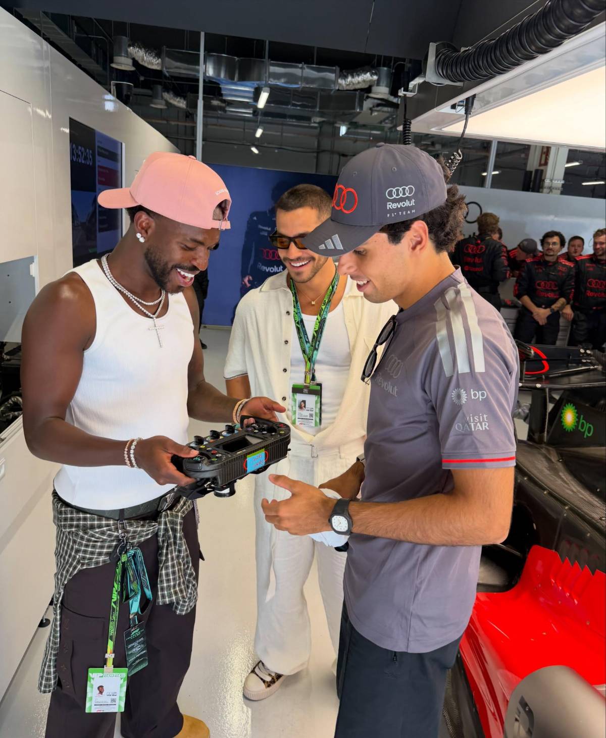 Virginia Fonseca, novia de Vinicius impacta en el Gran Premio de Madrid F1