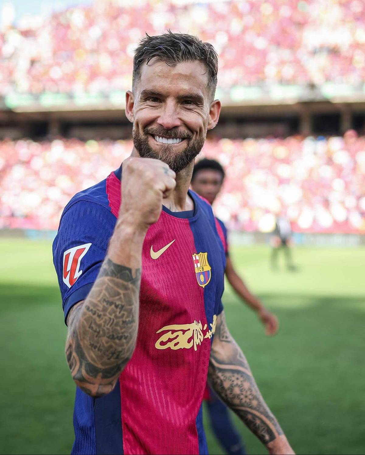 Iñigo Martínez se despide de Barcelona y firma el contrato de su vida: brutal salario y ser el protector de Cristiano Ronaldo