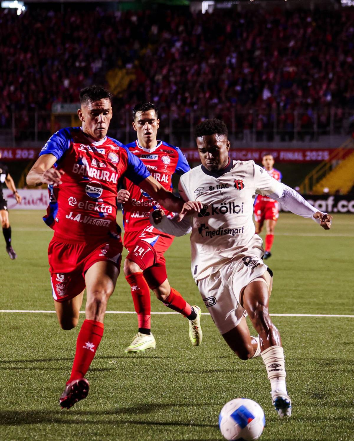 ¿Hondureños presentes? Concacaf reveló el 11 ideal de la Copa Centroamericana 2025