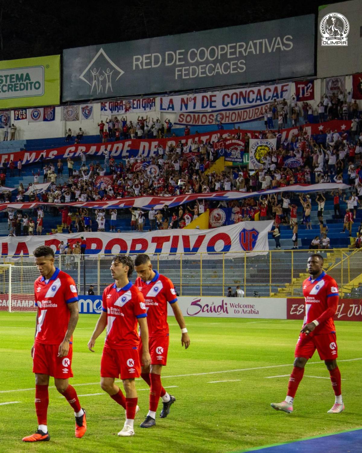 Espinel en vilo: tres futbolistas de Olimpia encienden las alarmas en pleno entreno