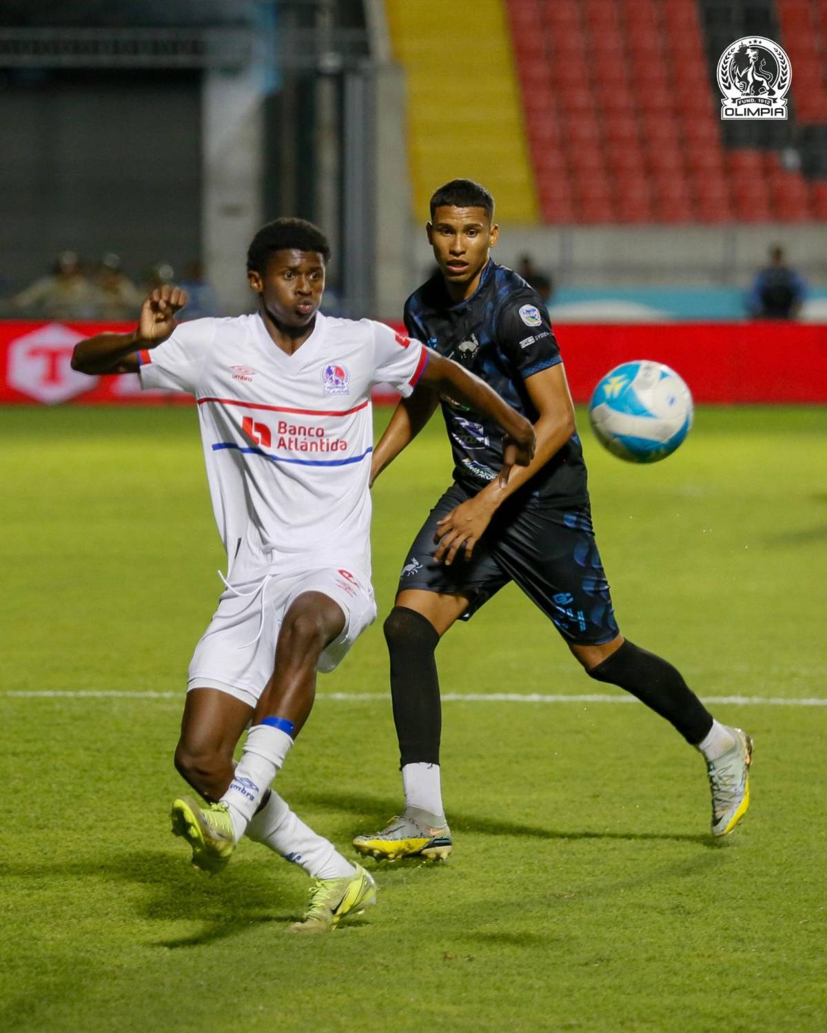 ¡Uno más a la lista! Eduardo Espinel sigue con la línea de potenciar y debutar jóvenes en el Olimpia