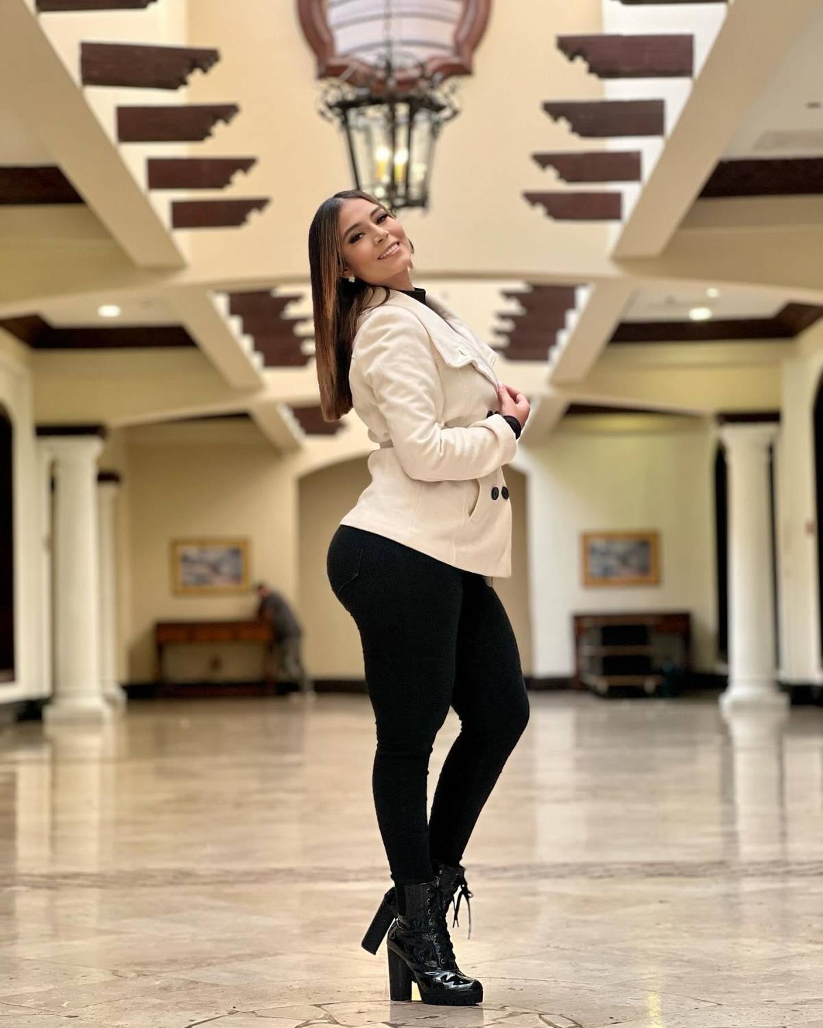 La sexy presentadora de deportes que hará papá a futbolista de Motagua ¿Quién dio el primer paso para conocerse?