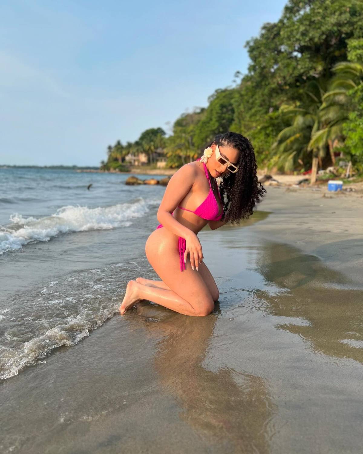 Valeria, la bomba sexy que tiene loco de enamorado a reconocido exjugador del Olimpia y Motagua