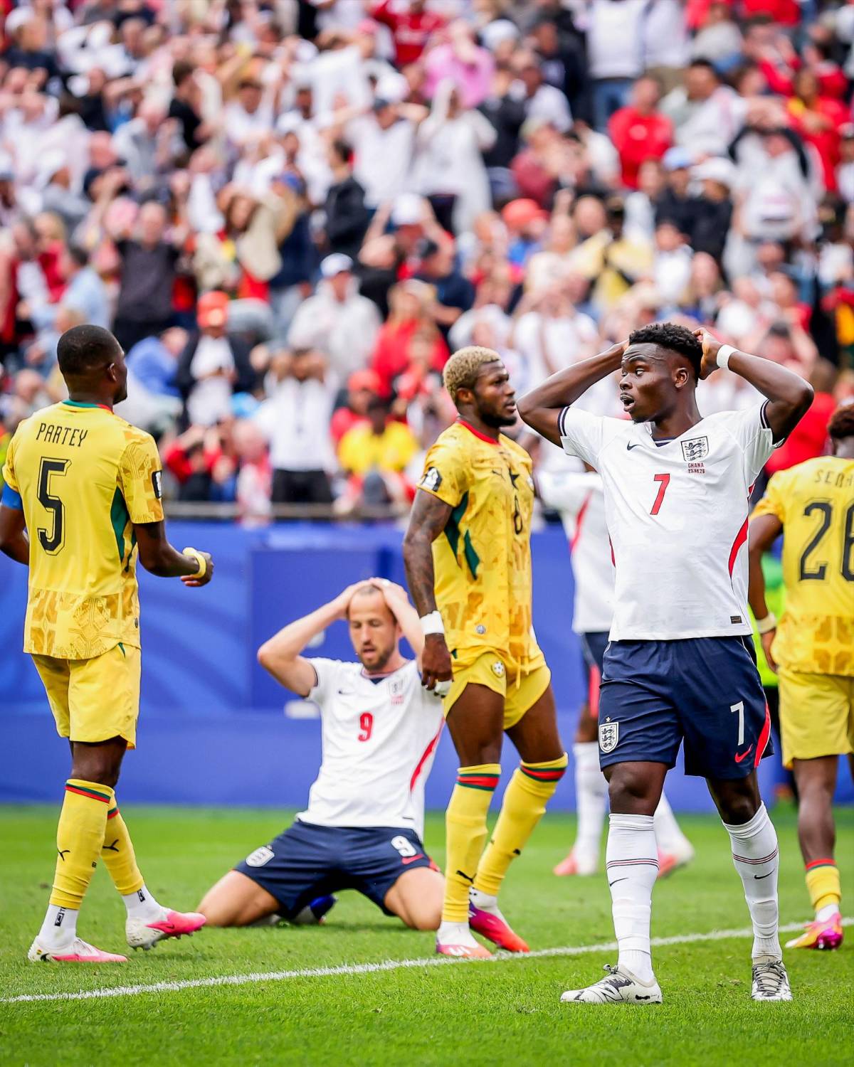 Dos polémicas: Así fue la actuación de Saíd Martínez en el Inglaterra vs Ghana