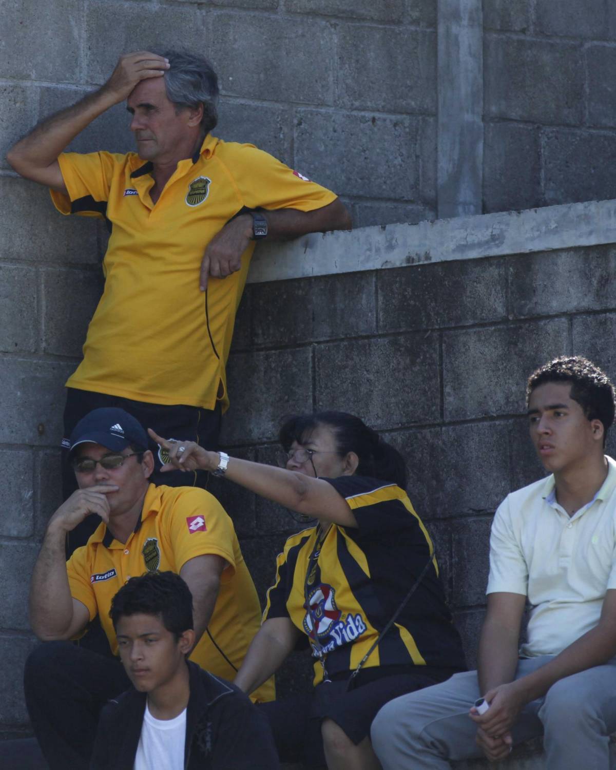 Históricas fotos del clásico sampedrano Real España - Marathón: un DT golpeado, leyendas y nostalgia