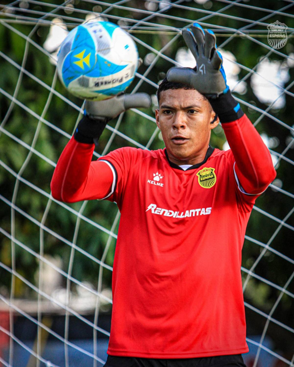 EL MERCADO: Real España abrió la chequera, barrida en Motagua, Olancho FC pone en jaque a los grandes y Olimpia hace anuncios