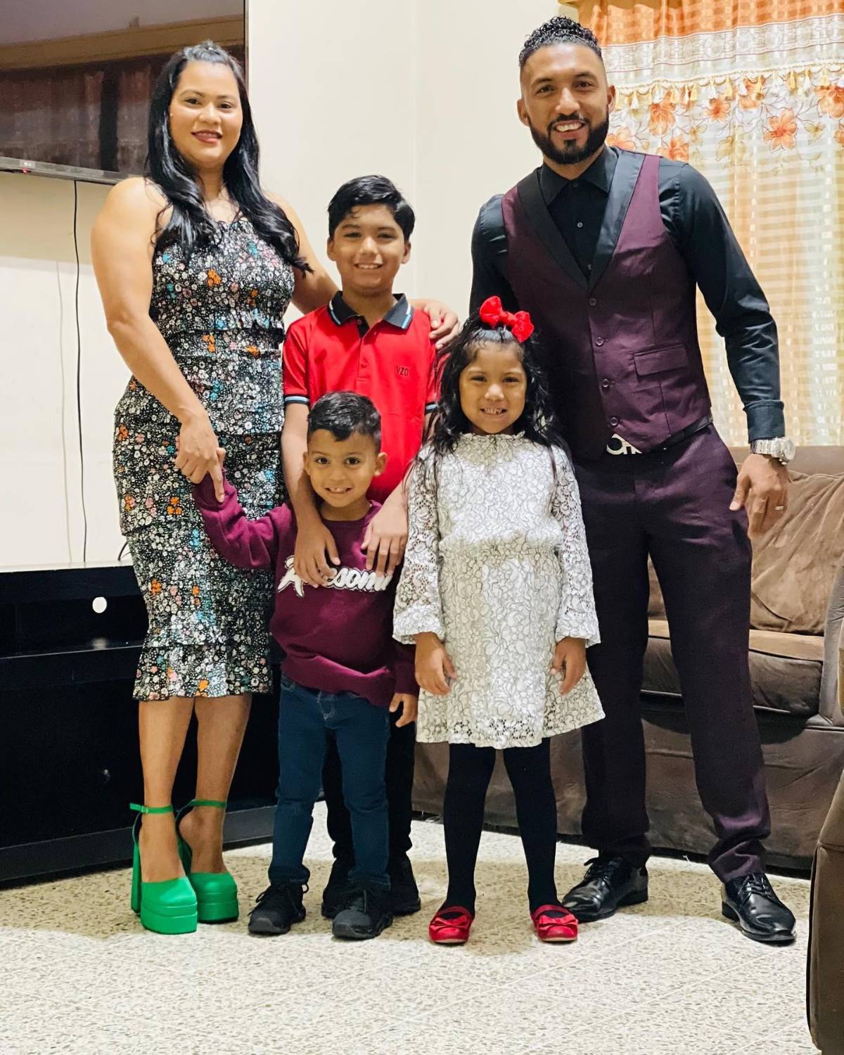 Rambo de León con nuevo y loco look, jugador de Olimpia visita a Edwin y uno propuso matrimonio: ¡Así recibieron el 2023 los futbolistas hondureños!