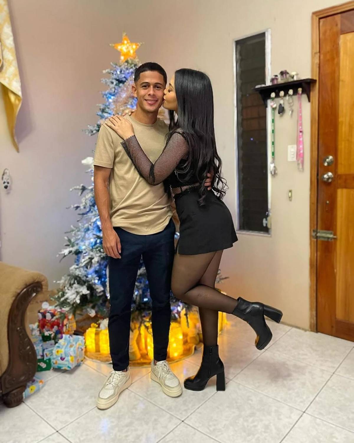 Anuncia que está embarazada de futbolista de Liga Nacional y esta fue su reacción: “Una sensación inexplicable”