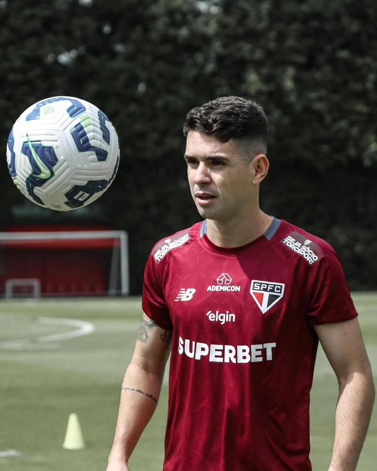 Oscar dos Santos recibe una de las peores noticias de su vida y esta fue la respuesta que dio a sus 34 años: Podría...