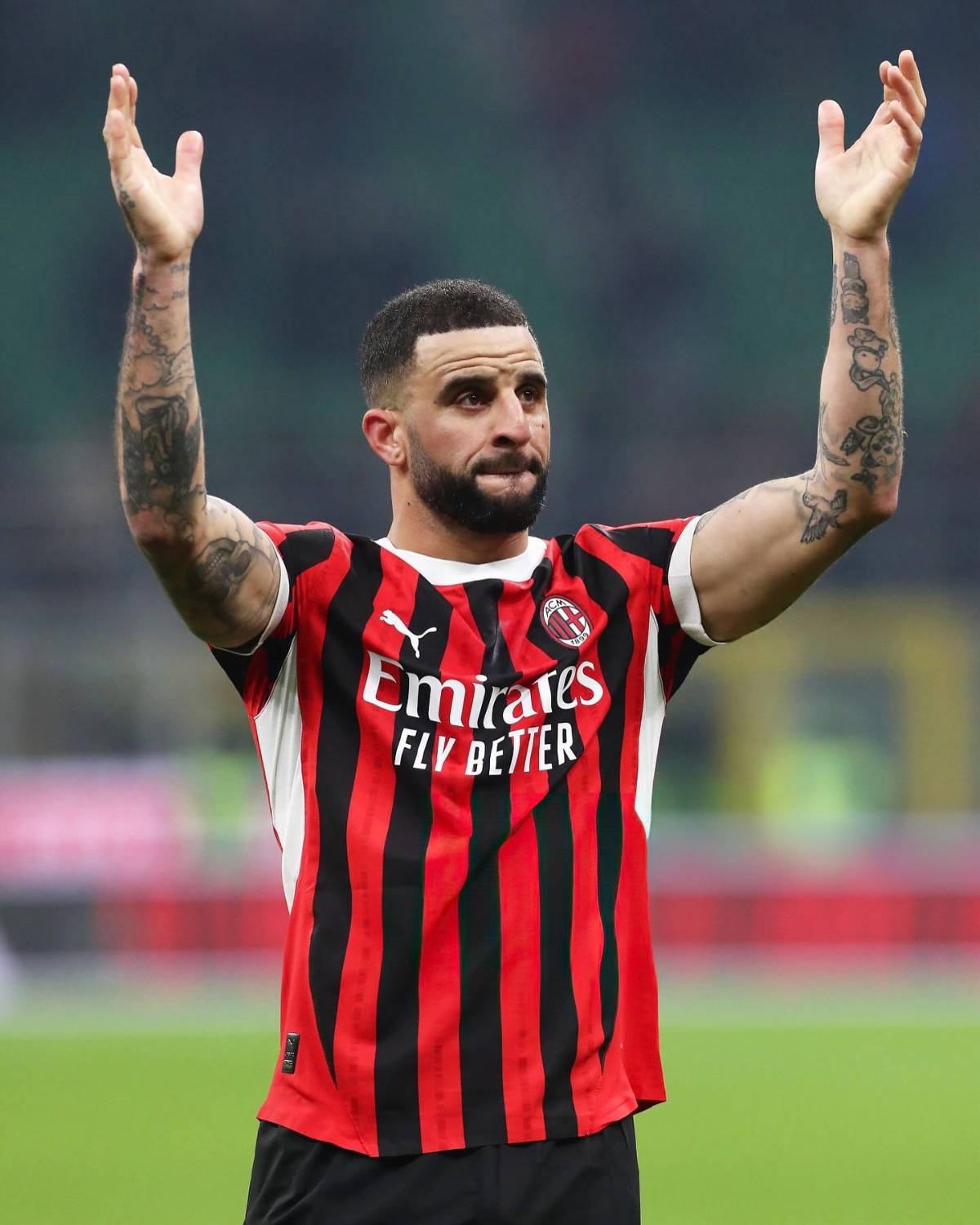 Figura mundial disfrutó de una fiesta exótica con dos mujeres y desata polémica en Europa: “Eran iguales a su esposa”