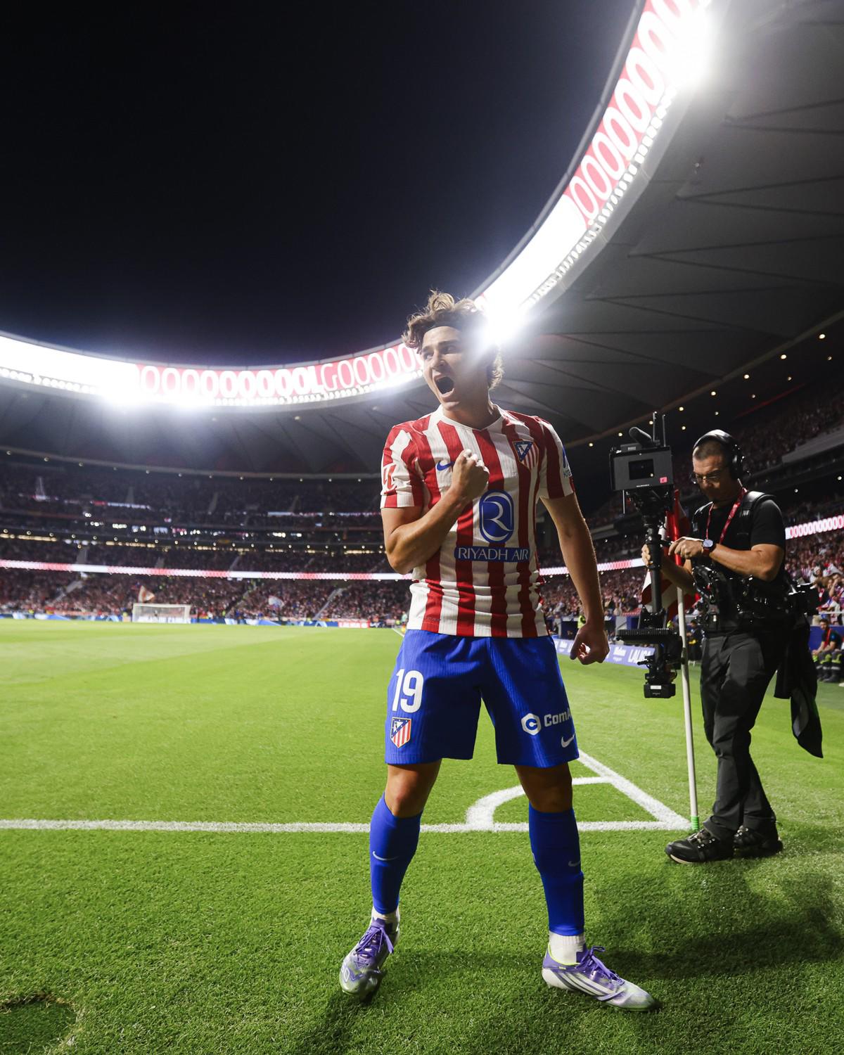 Barcelona toma decisión con Julián Álvarez y elige el fichaje que nadie esperaba para reemplazar a Lewandowski: Muchos gallos