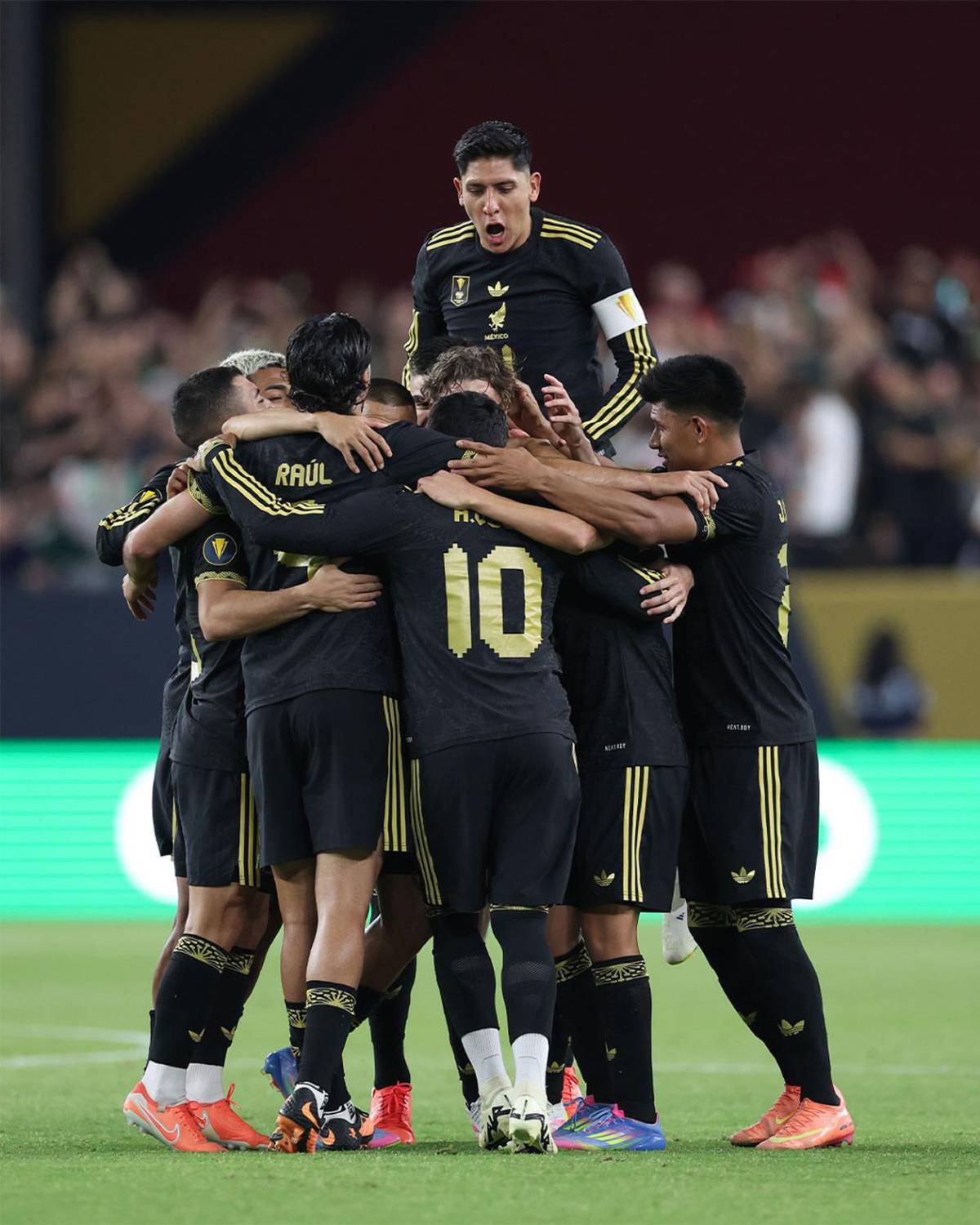 ¿Quién es Gilberto Mora? El niño de 16 años que debutó con México en la Copa Oro y podría enfrentar a Honduras en semis