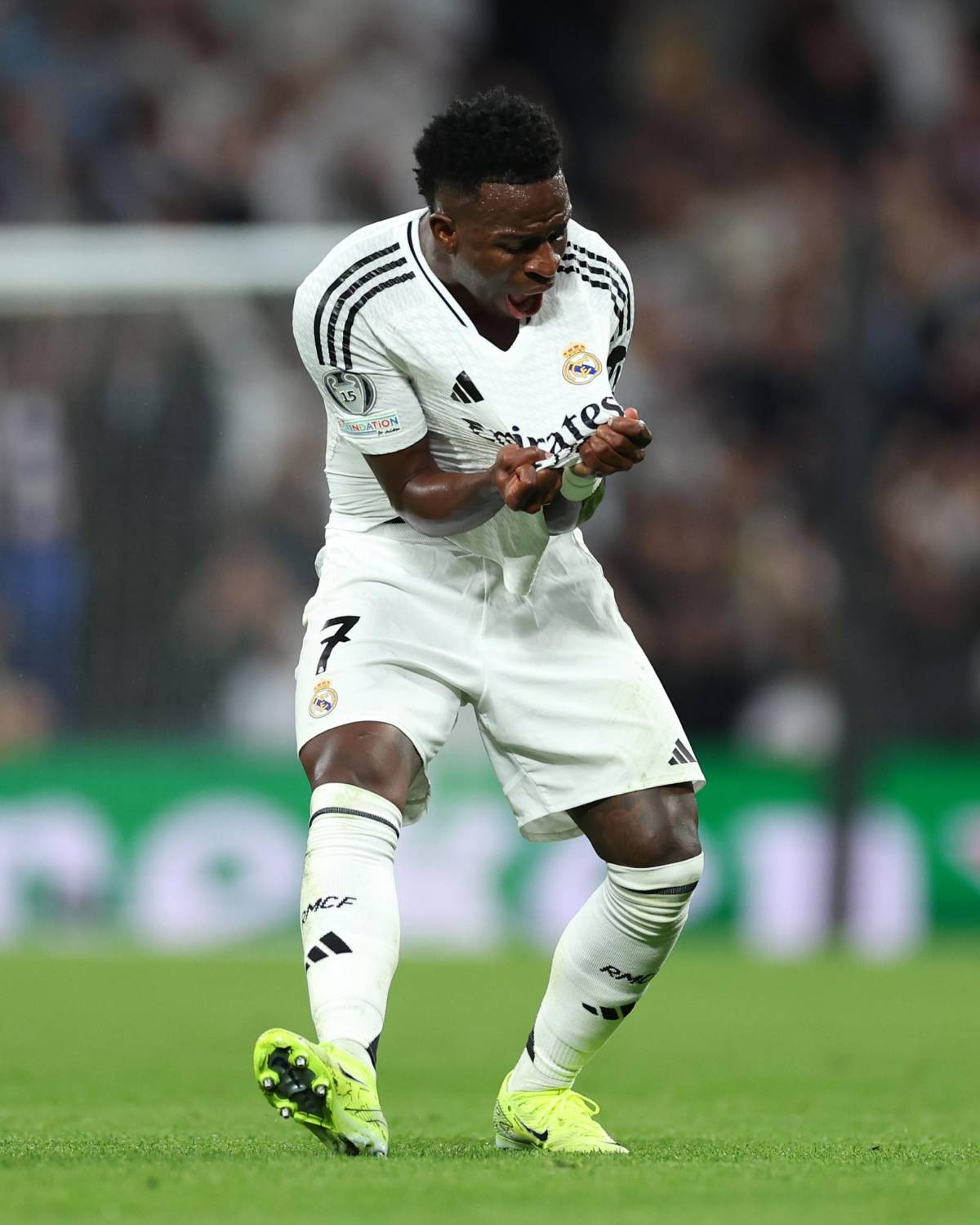 La increíble remontada de Real Madrid, lo que hizo Vinicius tras su hat-trick al Dortmund, su gesto con Ancelotti y Kroos presente