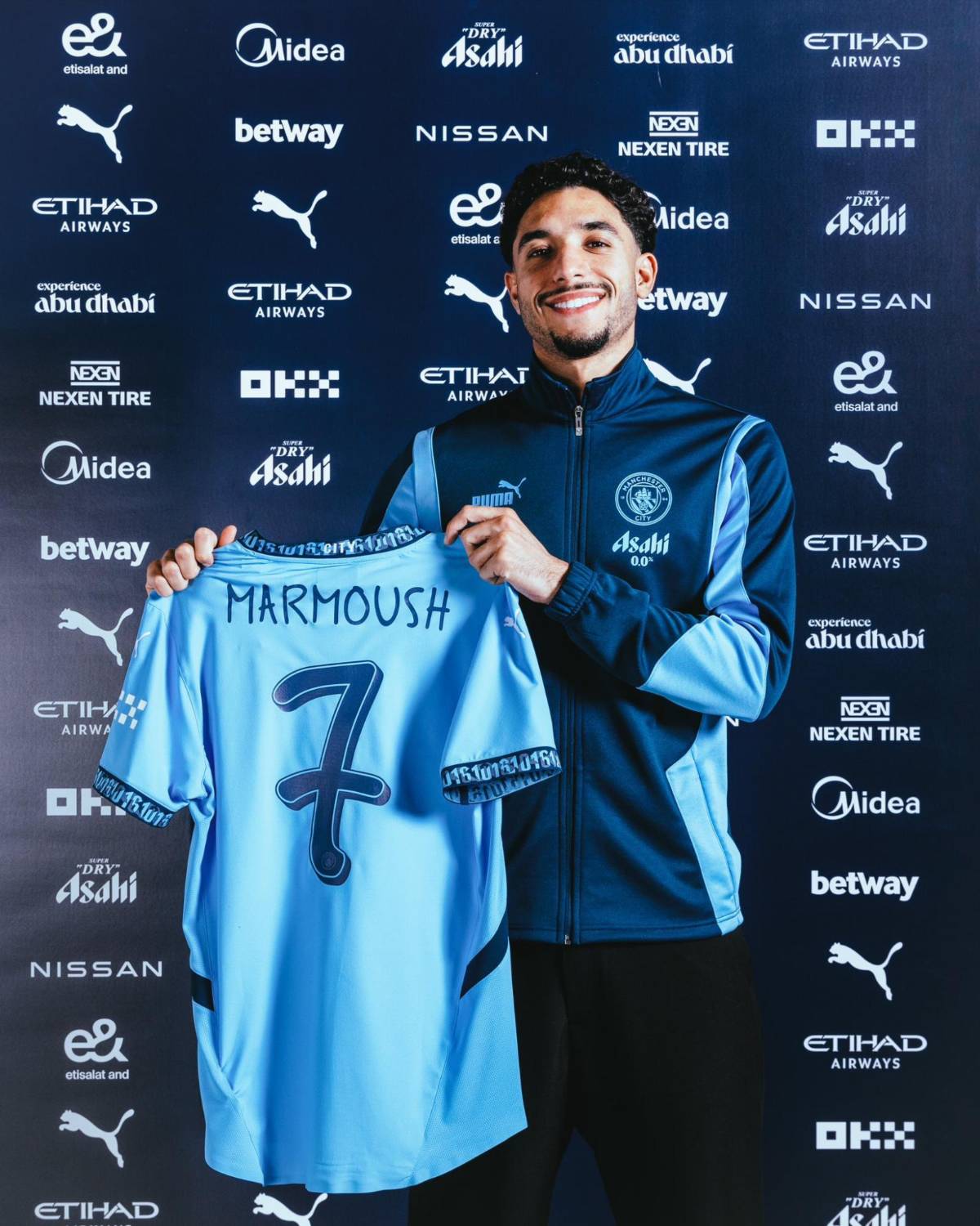 Así es el nuevo delantero del Manchester City: tremendo salario y el cuarto fichaje más caro en la historia del club
