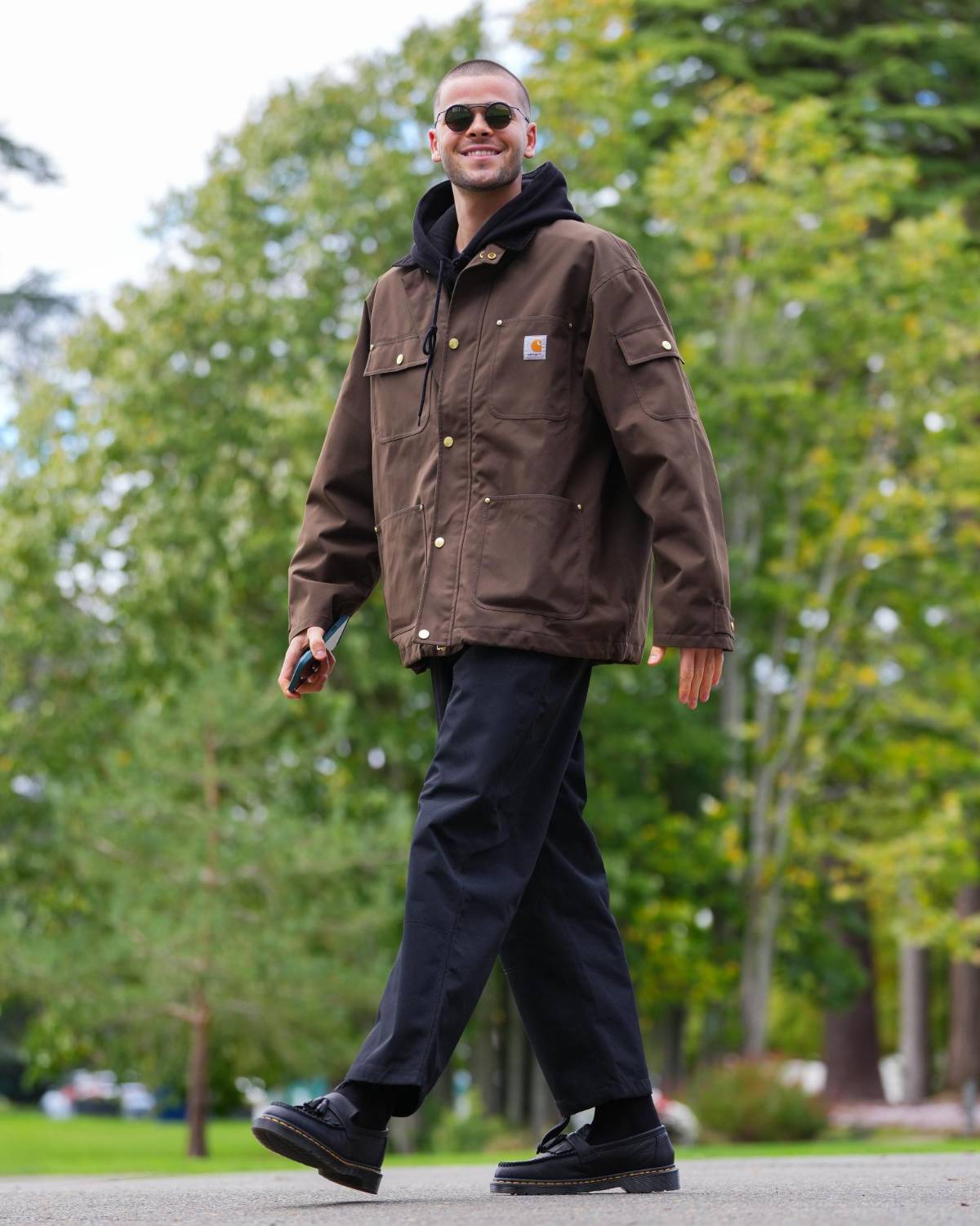 Camavinga superó a Koundé y agita las redes: así llegaron los jugadores de Francia y el look de Mbappé