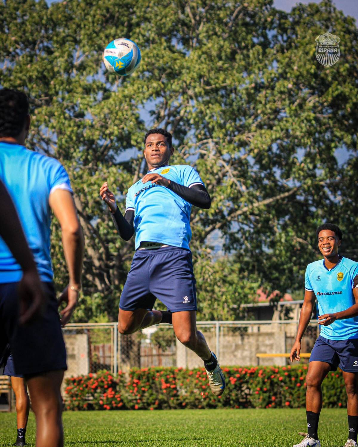 EL MERCADO: Real España abrió la chequera, barrida en Motagua, Olancho FC pone en jaque a los grandes y Olimpia hace anuncios