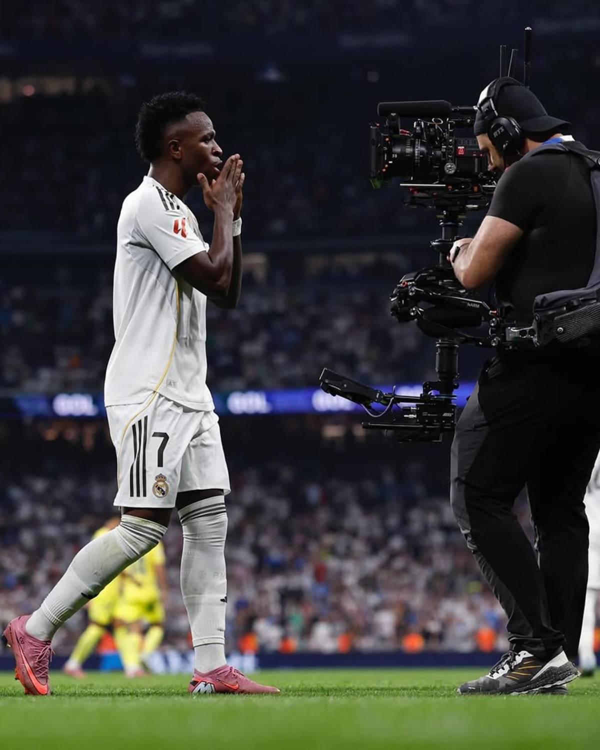 Real Madrid: así es la mujer que habría conquistado a Vinicius y los mensajes tras su doblete en el Bernabéu