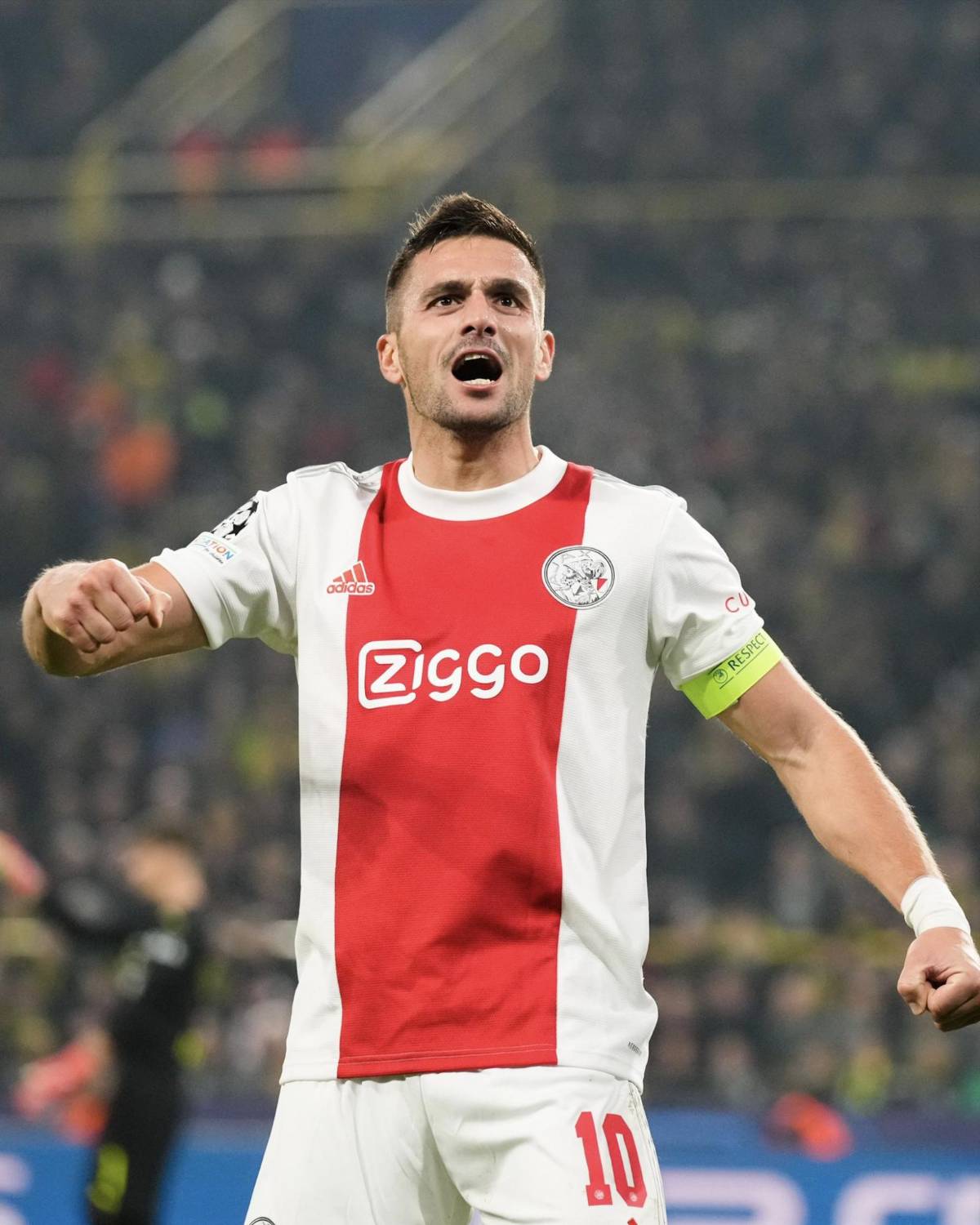 El goleador que fichará el PSG por Mbappé y la llamada de Cristiano para llevarlo al Al-Nassr; Dybala anuncia su futuro