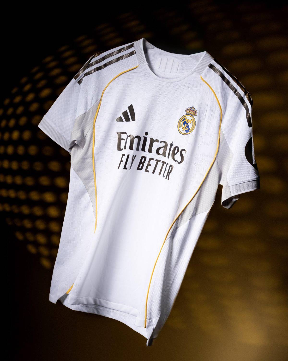 Así es la nueva camiseta del Real Madrid y la estrenará en el Mundial de Clubes: cuánto cuesta y en qué está inspirada