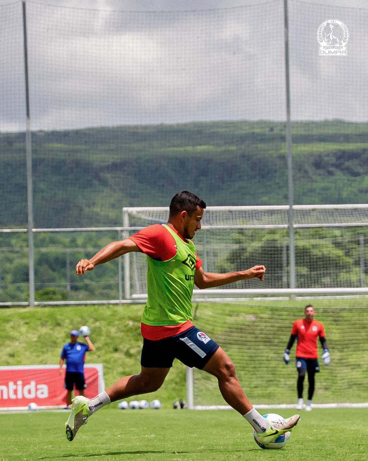 Eduardo Espinel podría eliminar a Motagua de la triangular y así es el 11 que prepara para el clásico capitalino