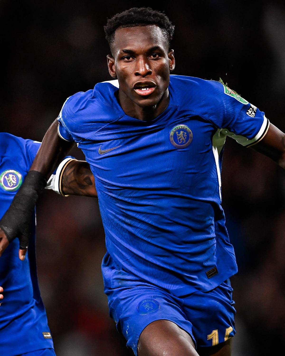 Modelo OnlyFans exhibe a futbolista que le pidió “motivarlo” previo a un partido de Premier League: así se burló