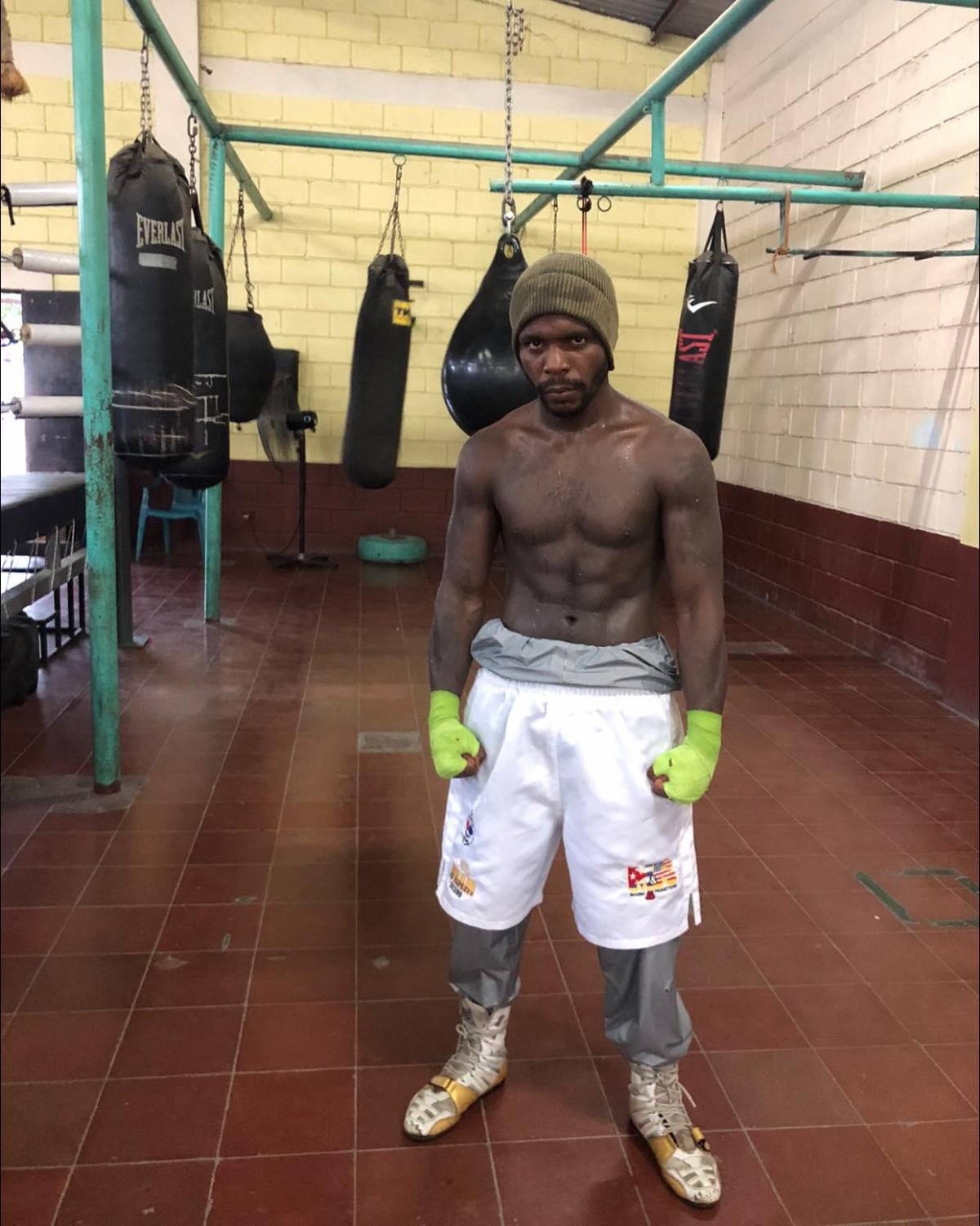 Imágenes rumbo a la cárcel: Escorpión Ruiz se estaba preparando para volver al ring