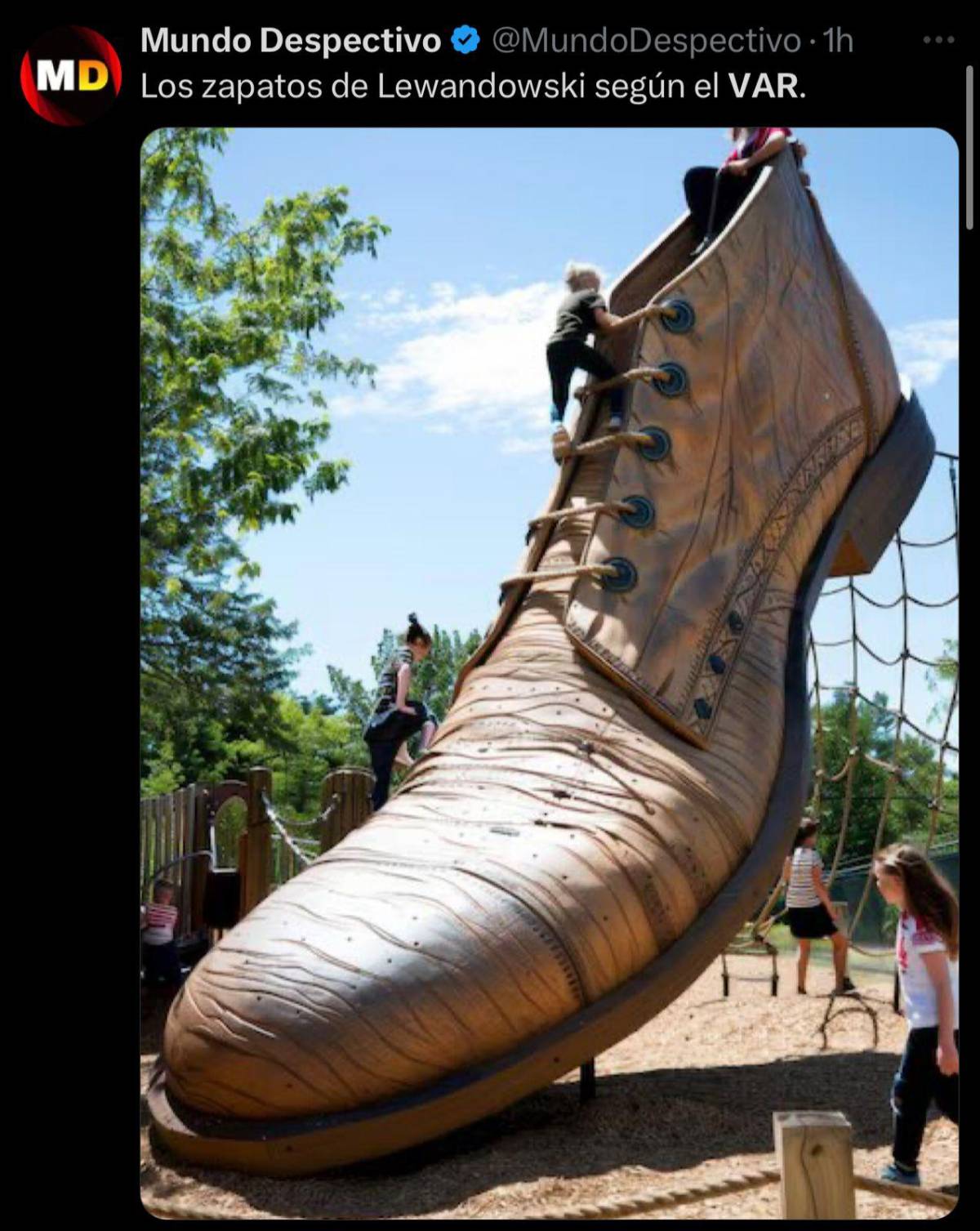 Los tacos de Lewandowski son protagonistas: Los mejores memes del gol anulado en el Barcelona-Real Sociedad