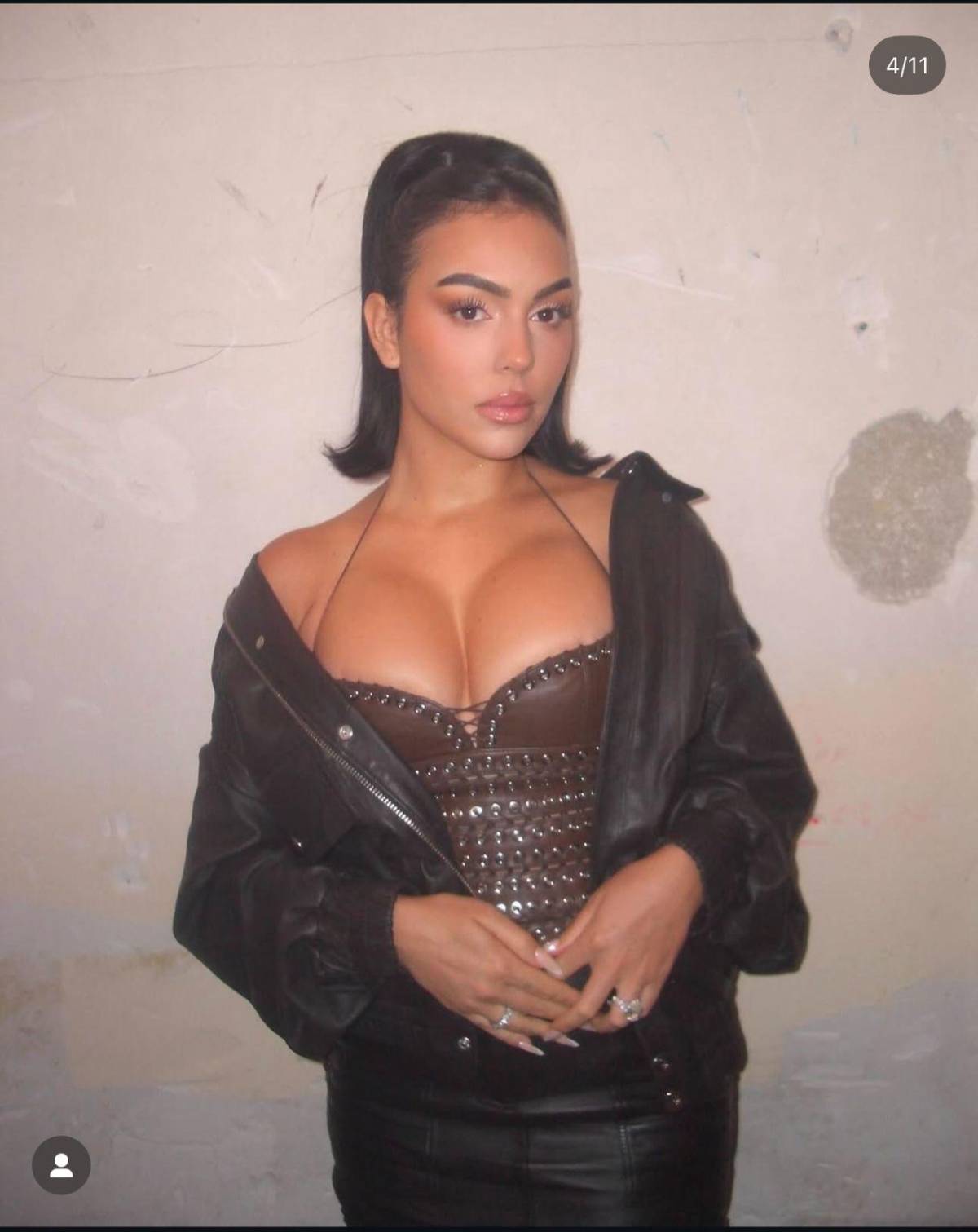 Georgina Rodríguez da que hablar con un foto sexy y Tini deslumbra: los looks de las famosas en la Semana de la Moda de París