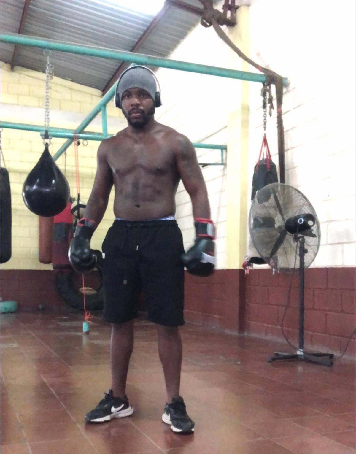 Imágenes rumbo a la cárcel: Escorpión Ruiz se estaba preparando para volver al ring