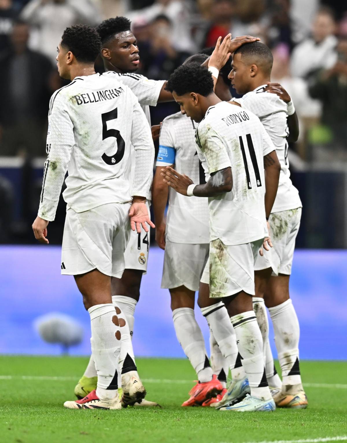 La razón por la que Real Madrid celebró con el número de Mbappé, el polémico árbitro de Concacaf presente y el gesto de Modric