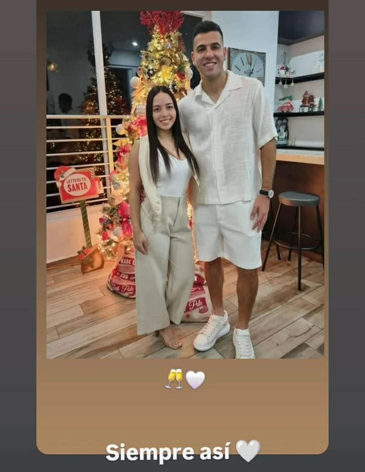 La esposa de Emilio, deslumbrante: Así recibieron el 2026 las parejas del fútbol hondureño, ¿y Quioto con quién salió?