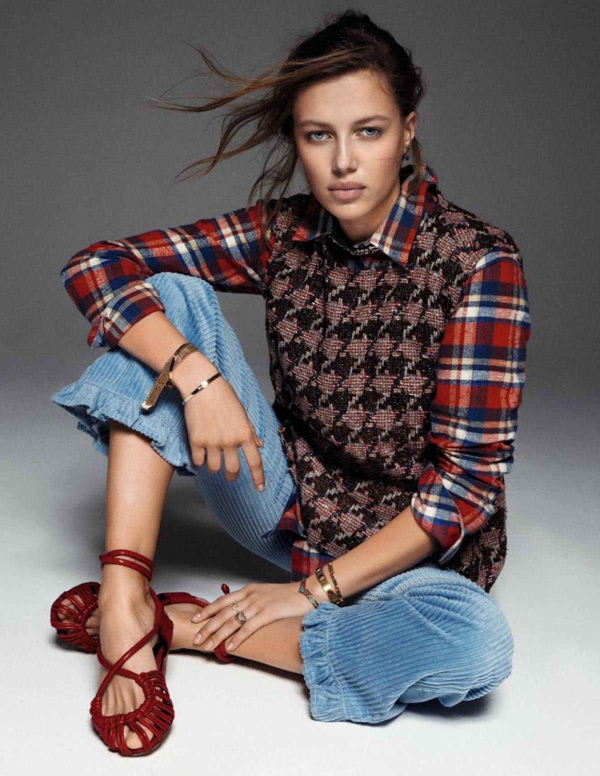 ¡No es el más guapo! Así es Nicole Poturalski, la ex de Brad Pitt que sale con figura del Dortmund