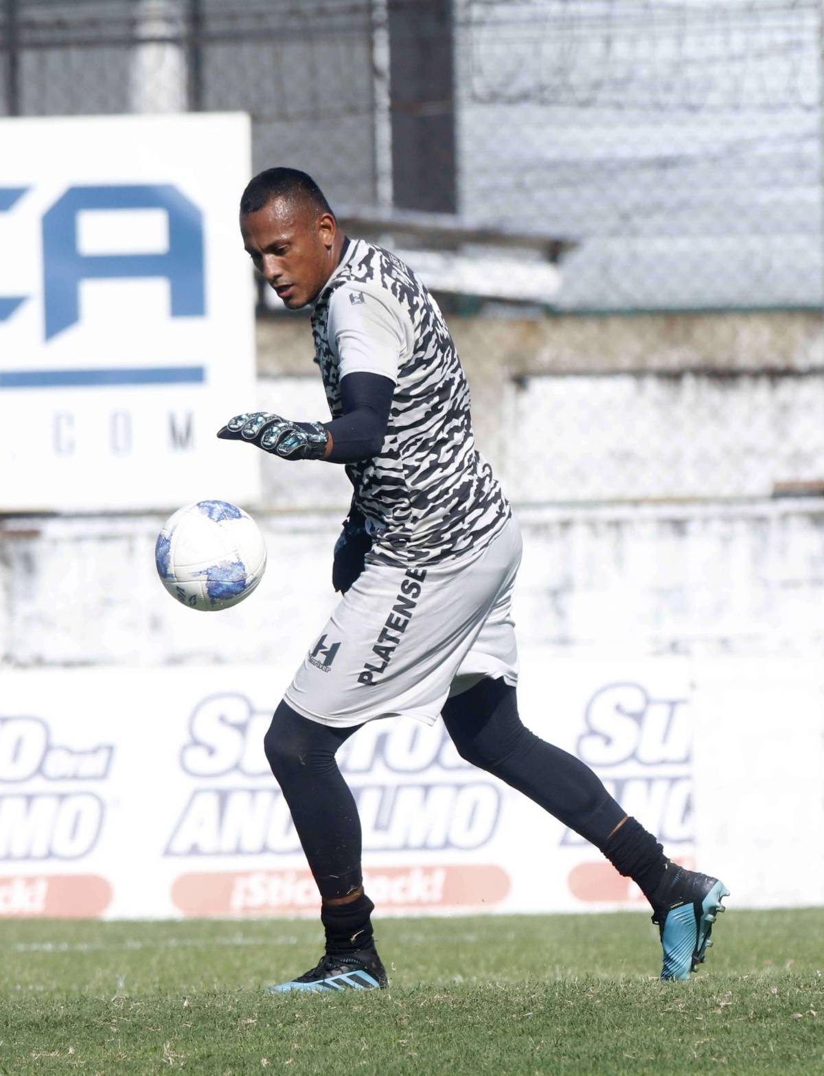 ¡Olimpia y Motagua predominan! Los 32 reconocidos jugadores de la Liga Nacional sin contrato o que son agentes libres