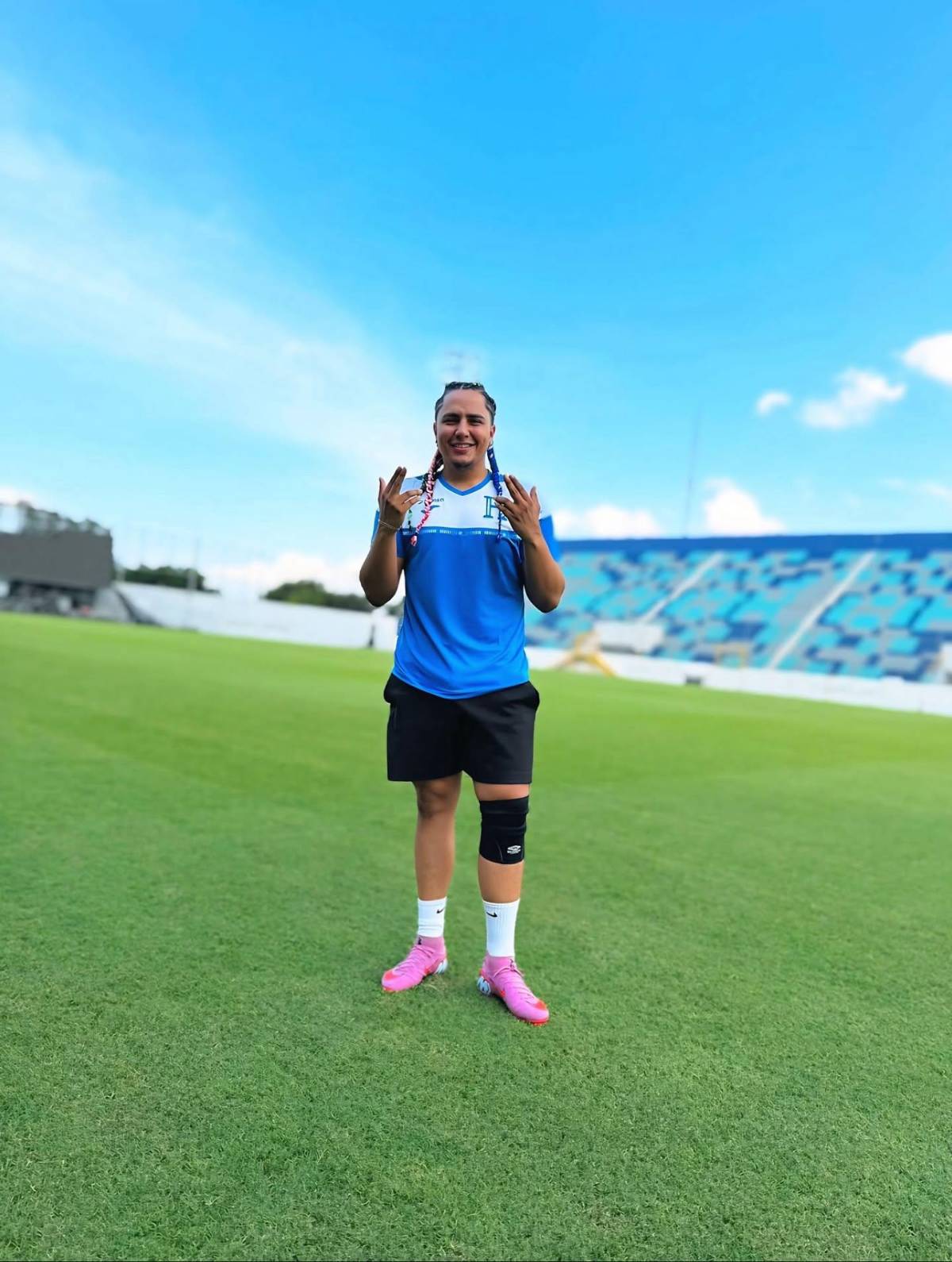 ¡El sustituto de legionario! Goleador de tiktokers jugará en primera de Honduras