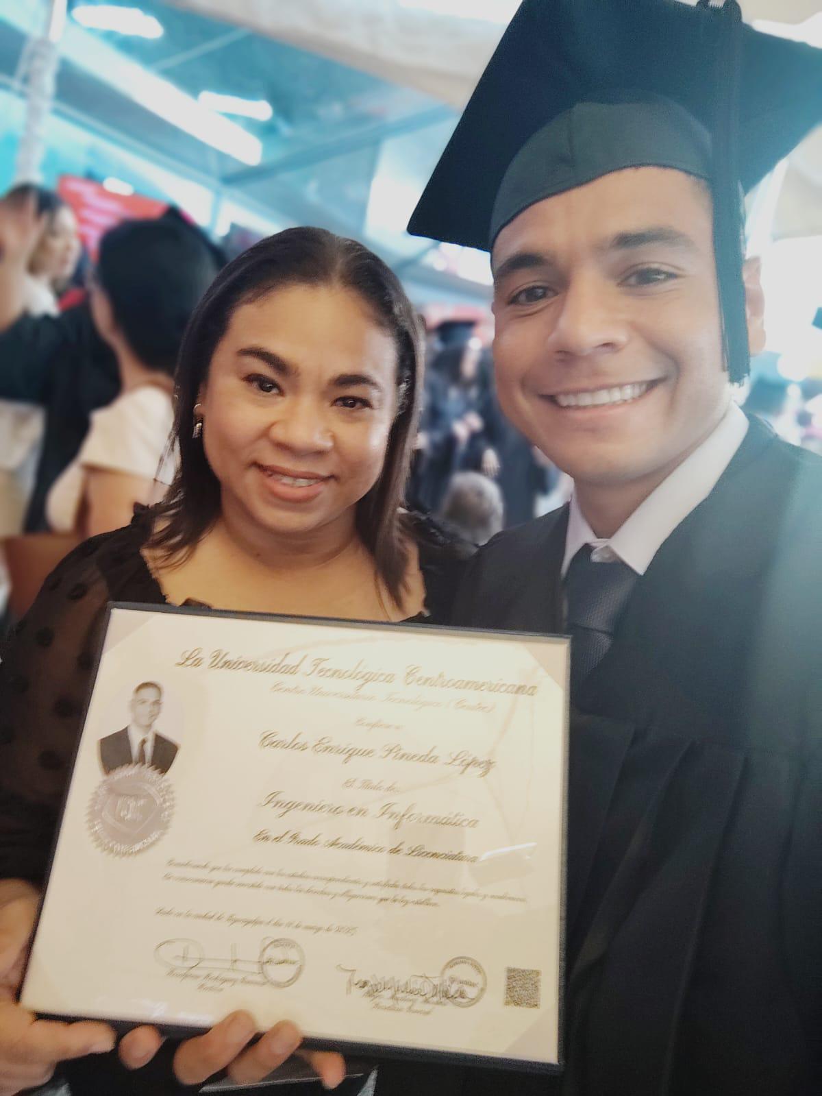 ¡De admirar! Estrella del Olimpia cumple su sueño y obtiene su título de la Universidad: así lo festejó con sus padres