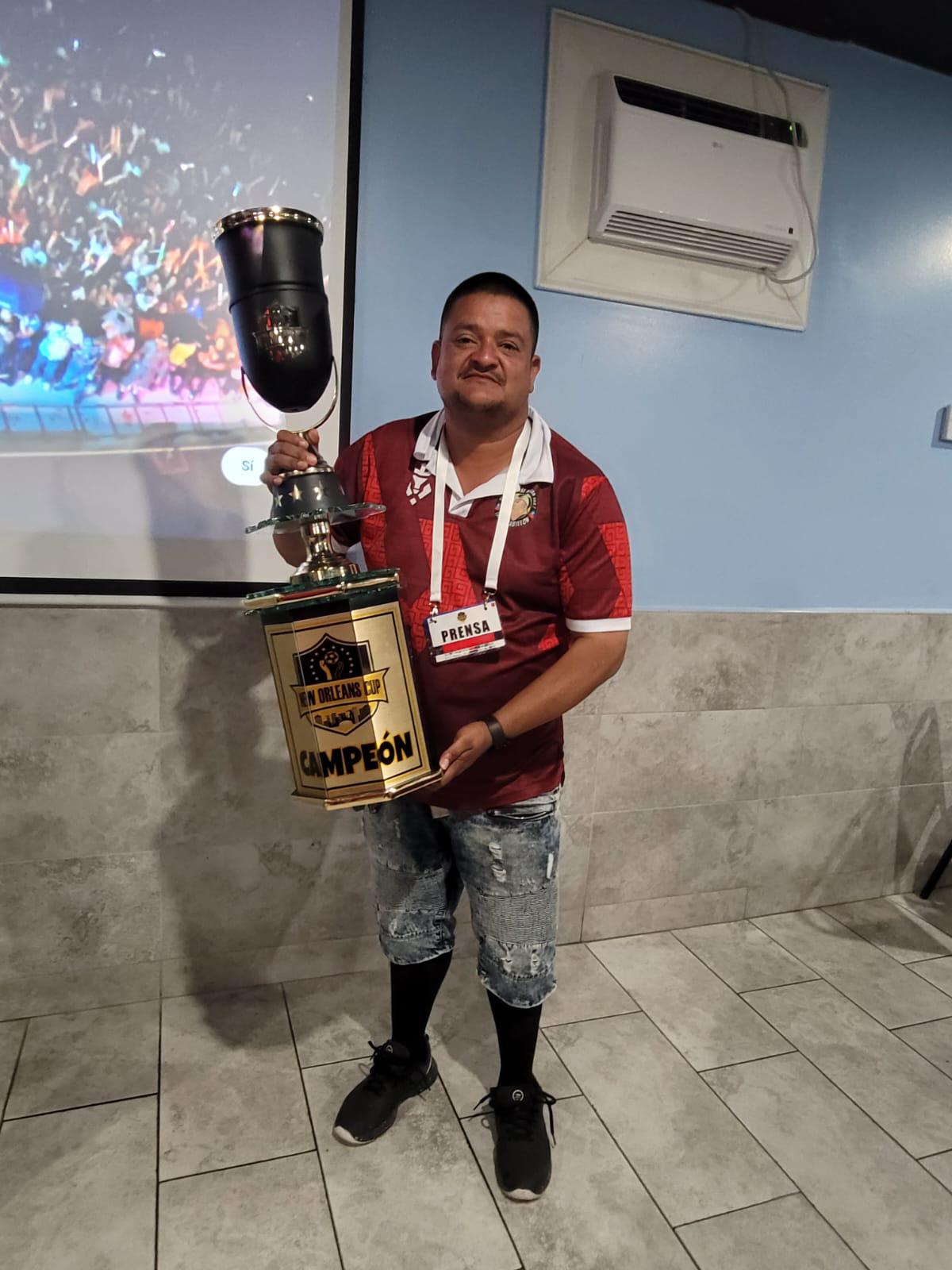 El festejo de Maynor, el discurso del “Lobo” Guevara y las famosas periodistas que robaron miradas en la New Orleans Cup