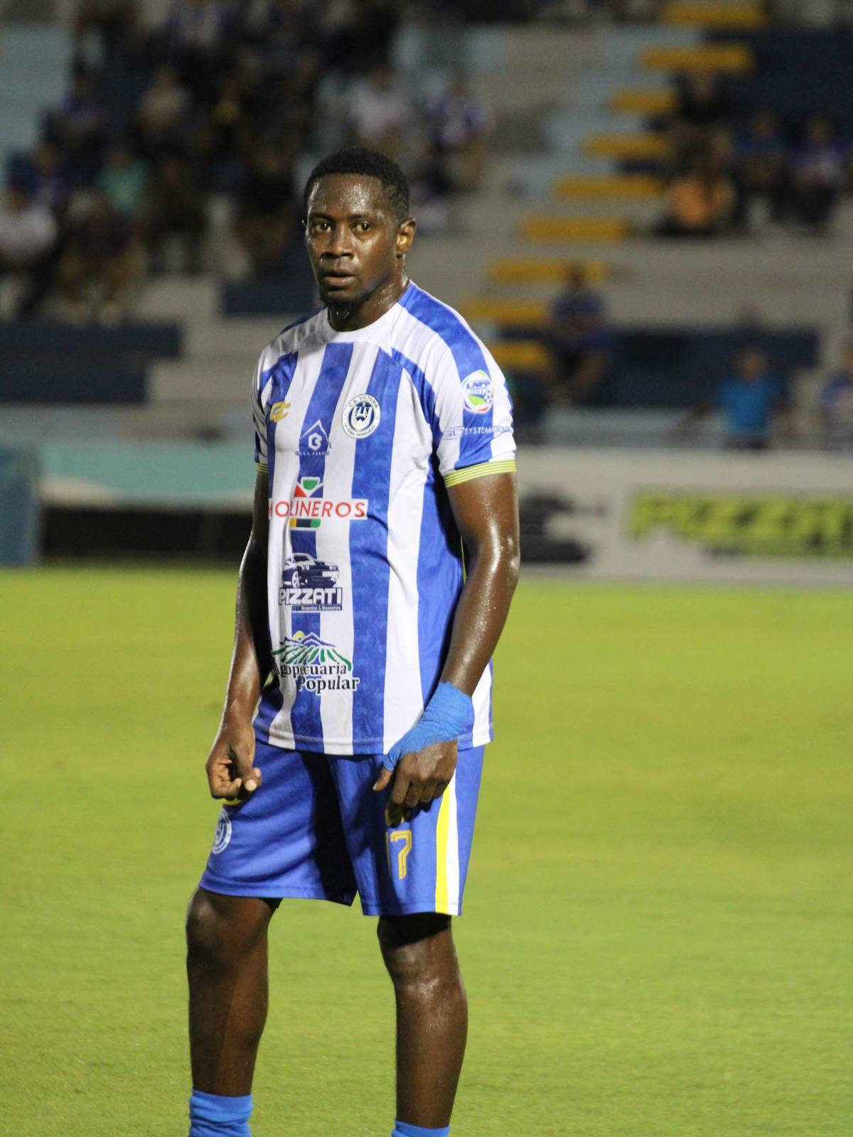 Futbolistas de Victoria que deberían seguir en Liga Nacional tras descenso del club