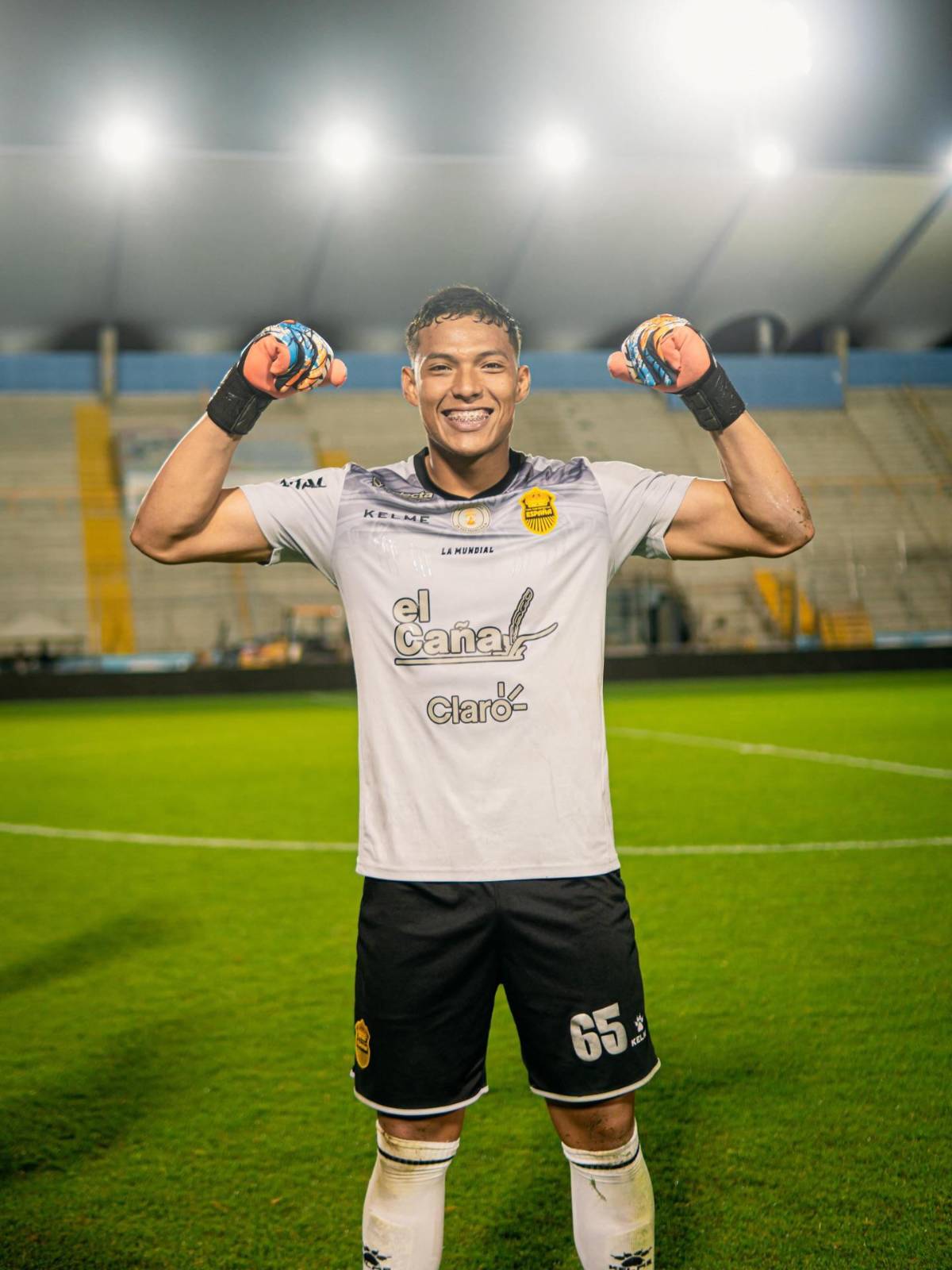 FICHAJES: Motagua y Olimpia se disputan a goleador, el León tiene bajas oficiales y catrachos se convierten en legionarios