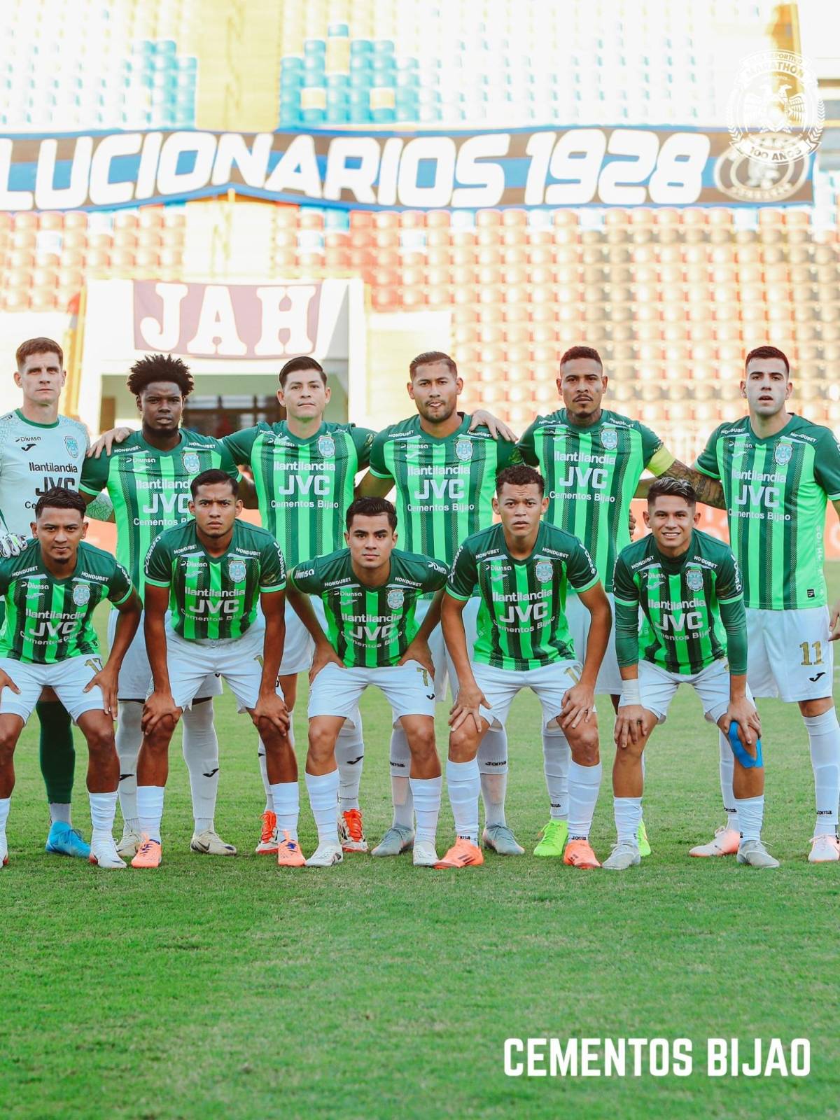 ¡Convivencia verdolaga! Marathón deja atrás los malos resultados y la plantilla disfruta de un asado