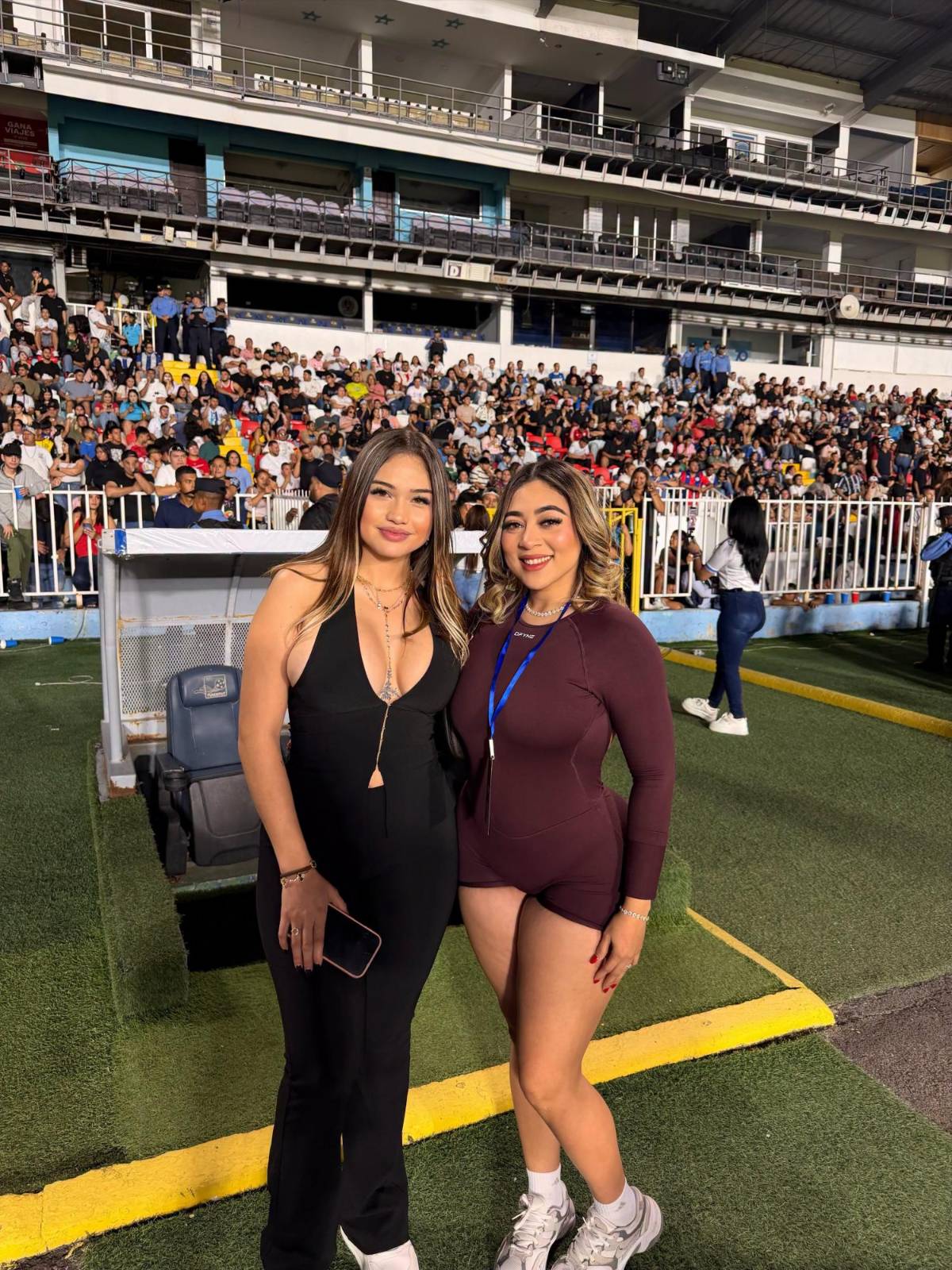La hincha más sexy de Platense: el secreto, última polémica y su verdadera profesión